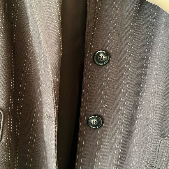 Brown pinstripe skirt suit from Anne Klein - Picture 8 of 8